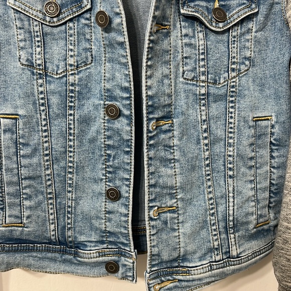 Abercrombie boys denim jacket - Picture 3 of 6